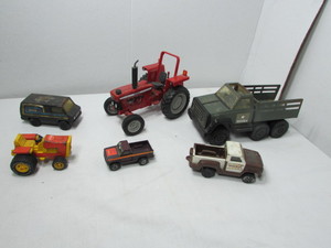 lot 224 image: Vintage Tonka Toys