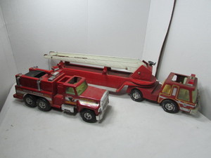 lot 235 image: Vintage Nylint Fire Truck Toys