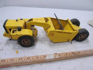lot 219 image: Tonka Scrapper