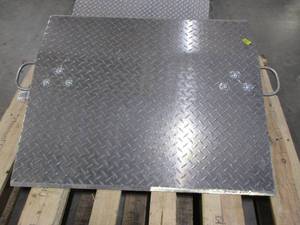 lot 610 image: VESTIL DOCK PLATE