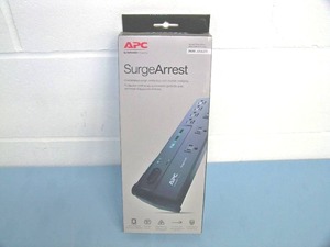 lot 42 image: APC SurgeArrest P8U2 8-Oulet Surge Protector - NEW IN BOX