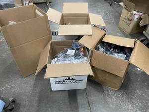 lot 85 image: (121 POUNDS) NEW Miscellaneous Pro Audio Video & Computer Cables - Various Lengths