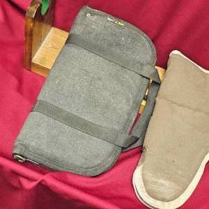 lot 69 image: 2 Handgun Softcases