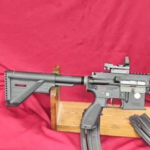 lot 32 image: HK 416 D AR15, 22LR, with Red Dot, 2 Mags