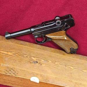 lot 40 image: RareRare Erma Werke KGP 68A, Baby Luger in 9mm Kurz-380 ACP, Imported from 1968-1970, Dont Miss Out, Gun is 99% As New, No Box