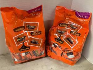 lot 11 image: Reeses Variety Pack