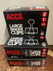 lot 100 image: Large Binder Clips