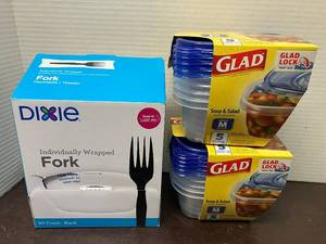 lot 51 image: Dixie Forks and Glad Soup & Salade