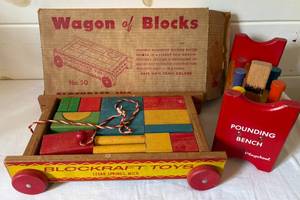 lot 57 image: Vintage Wooden Toys