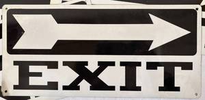 lot 109 image: Set of 8 Metal EXIT Signs with arrow pointing to right