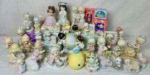 lot 72 image: Large Assortment of Precious Moments Figurines