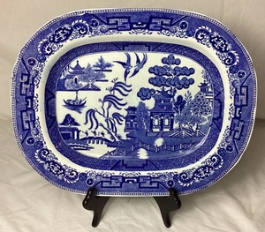 lot 14 image: Antique Oval Blue Willow Serving Platter from England - circa 1890