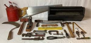 lot 83 image: Grandpas Tool Box