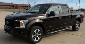 2019 Ford F-150, No Accidents, 2 Owner!