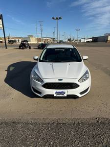 2016 Ford Focus SE Hatchback!