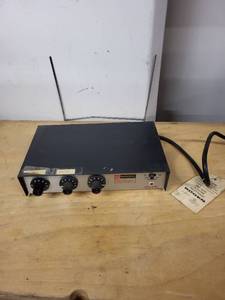lot 10 image: Bogen Challenger Solid State Amplifier Model C-20A