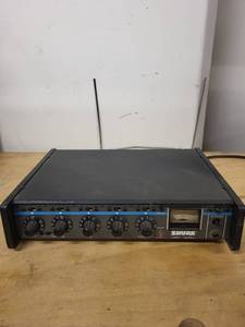 lot 13 image: Shure M267 Series Microphone Mixer with VU Meter