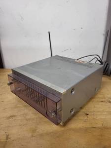 lot 18 image: TOA 900 Series Graphic Equalizer EQ-910A