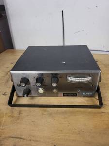 lot 53 image: Bogen RTP-1 Portable Mixer Amplifier with VU Meter and Handle