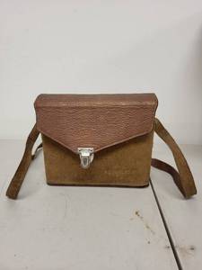 lot 58P image: Wards Autoflash 300 Vintage Camera with Original Case