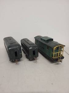 Lionel Lines Vintage Model Train Cars Set