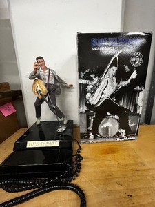 lot 3CL image: Limited Edition Elvis Presley Singing Telephone with Box