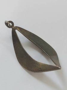 lot 38Q image: Vintage Sterling Silver Abstract Pendant