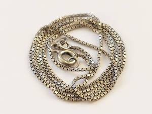 lot 46Q image: Sterling Silver Italian Box Chain Necklace