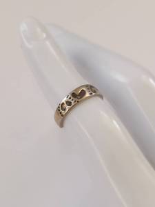 lot 59Q image: Sterling Silver Adjustable Ring with Footprint Design