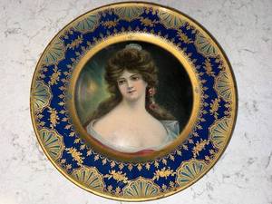lot 10SC image: Decorative Tin Plate with Portrait - 9 in. Diameter, Blue & Gold Border