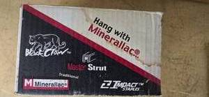 lot 27 image: Black Claw Stable (NEW)