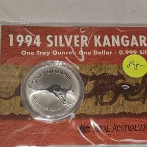 lot 85 image: 1994 1oz Australian Kangaroo Silver Round