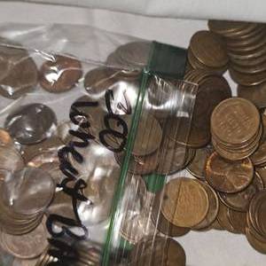 lot 62 image: 301 Unsearched Bag of Wheatback Pennies