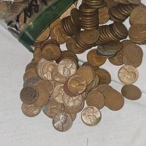 lot 64 image: 303 Unsearched Bag of Wheatback Pennies
