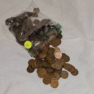 lot 34 image: 302 Unsearched Bag of Wheatback Pennies