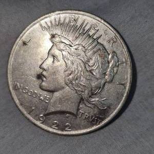 lot 48 image: 1922 Peace $1 Dollar