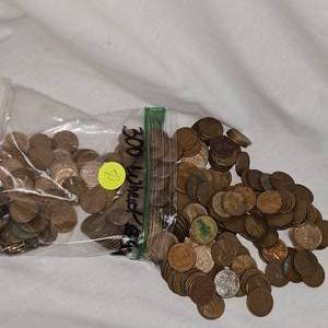 lot 50 image: 301  Bag of Wheatback Pennies