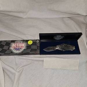 lot 133 image: Dale Jarret Collector Knife