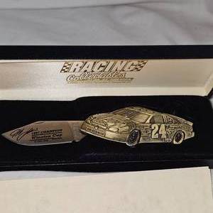 lot 134 image: Jeff Gordon 1997 Champion Knife