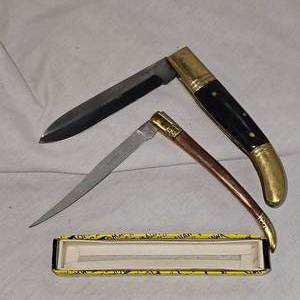 lot 159 image: Pair of Folding Knives