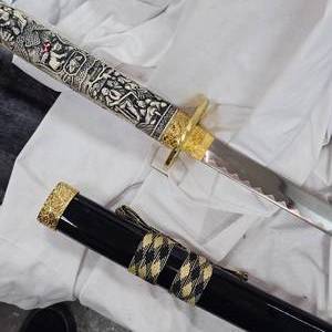 lot 164 image: Ornate, Like New, Sword