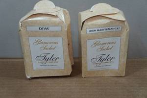 lot 38 image: 2 Glamorous Sachets - Diva & High Maintenance