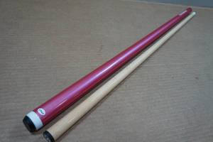lot 50 image: Home Season Pool Cue - 19z