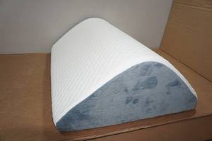 lot 56 image: Triangle Wedge Pillow