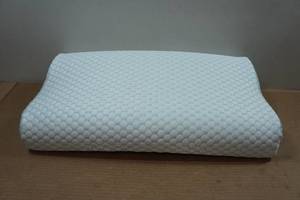 lot 57 image: Contour Memory Foam Pillow