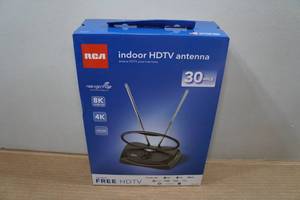 lot 78 image: RCA Indoor HDTV Antenna