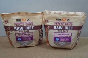 lot 90 image: 2 Boss Cat Freeze Dried Treats - Pork