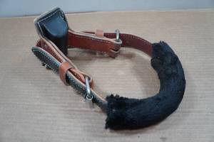 lot 98 image: Professionals Choice Dare Cribbing Collar