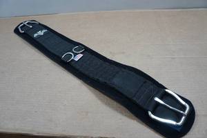 lot 100 image: Professionals Choice Cinch - 32