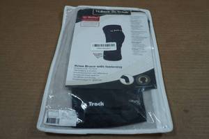 lot 107 image: Back on Track Knee Brace with Fastening - Large